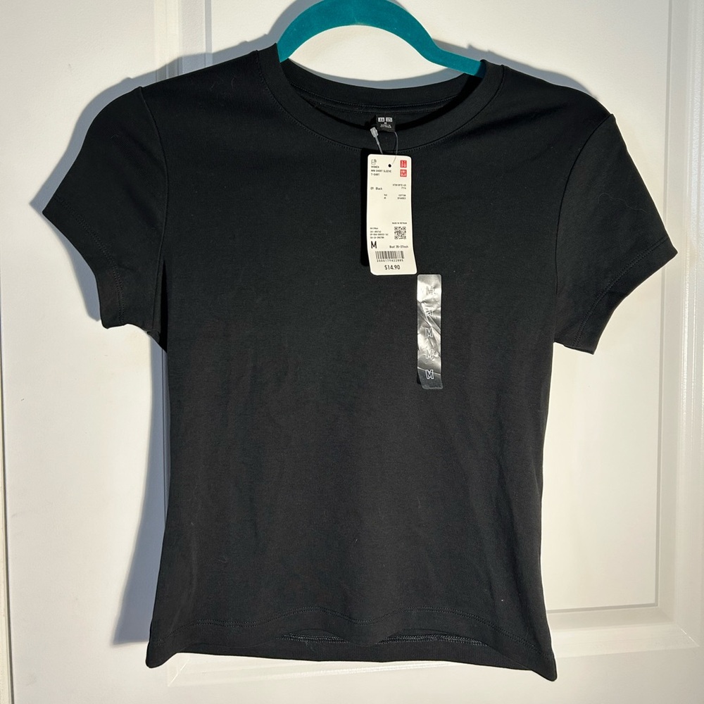 Black tee from Uniqlo size medium